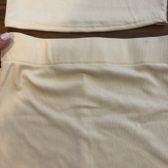 🌸BOGO🌸 Amazon workout set - Picture 4 of 6